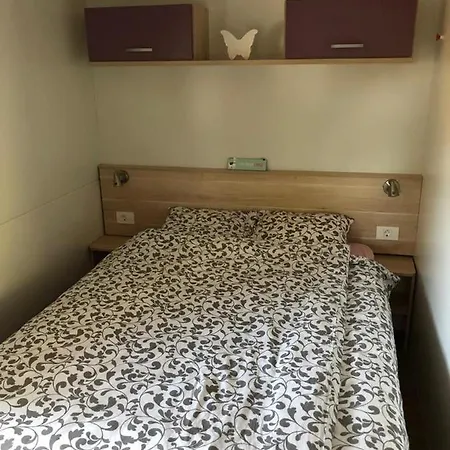 Kemp Mobile Pinija - Camp Village